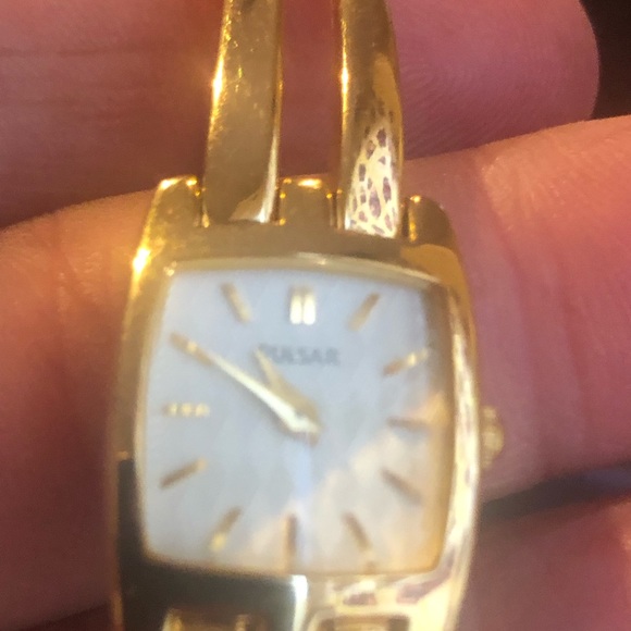 Pulsar watch good working condition - Picture 3 of 4